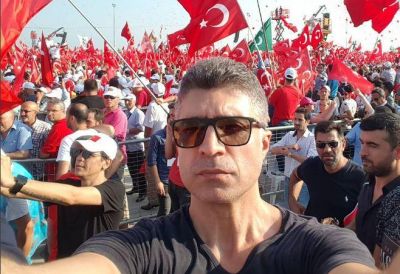 Özcan Dəniz Azərbaycandan üzr istədi: "Sizləri sevirəm" - VİDEO Özcan Dəniz Azərbaycandan üzr istədi: "Sizləri sevirəm" - VİDEO