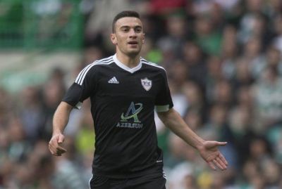 "Qarabağ"ın futbolçusu Qara Qarayev - Filmə çəkildi - VİDEO "Qarabağ"ın futbolçusu Qara Qarayev - Filmə çəkildi - VİDEO