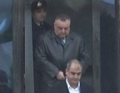 Eldar Mahmudov istintaqa yenidən ifadə verib - FOTO Eldar Mahmudov istintaqa yenidən ifadə verib - FOTO
