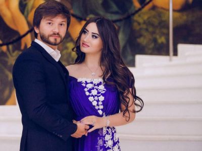 Bakıda 400 minlik toyu olan gəlinin keçmiş əri yeni ərini yerə yıxıb döydü - VİDEO Bakıda 400 minlik toyu olan gəlinin keçmiş əri yeni ərini yerə yıxıb döydü - VİDEO