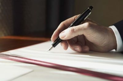 Prezident mülki aviasiya işçilərini təltif edib - SİYAHI Prezident mülki aviasiya işçilərini təltif edib - SİYAHI