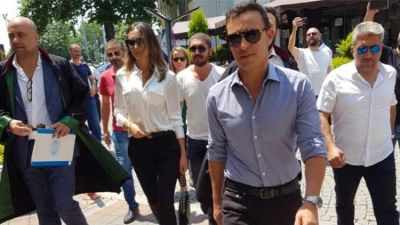 Mustafa Sandal həyat yoldaşından "razılaşma" ilə - BOŞANDI Mustafa Sandal həyat yoldaşından "razılaşma" ilə - BOŞANDI