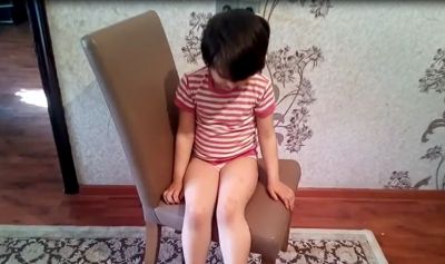 285 saylı bağçada şok olay - Valideyn 20 manat rüşvəti verə bilmədiyi üçün uşağını döydülər - VİDEO 285 saylı bağçada şok olay - Valideyn 20 manat rüşvəti verə bilmədiyi üçün uşağını döydülər - VİDEO