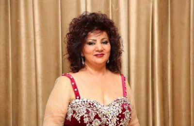 Yeganə oğlunu itirən Zöhrə Abdullayeva tanınmaz halda - VİDEO Yeganə oğlunu itirən Zöhrə Abdullayeva tanınmaz halda - VİDEO