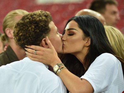 İngiltərəli futbolçunun cazibədar sevgilisi oyuna belə DAMĞA VURDU - FOTOLAR İngiltərəli futbolçunun cazibədar sevgilisi oyuna belə DAMĞA VURDU - FOTOLAR