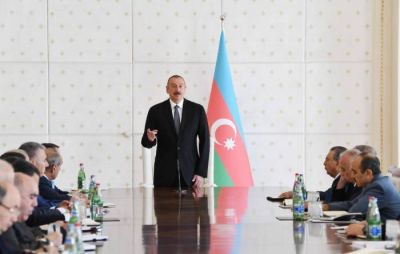 İlham Əliyev məmurlara qarşı savaş açdı - Hamısı cəzalandırılacaq - VİDEO İlham Əliyev məmurlara qarşı savaş açdı - Hamısı cəzalandırılacaq - VİDEO
