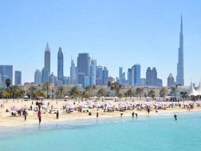 Dubay çimərliklərində qadın xilasedicilər çalışacaq Dubay çimərliklərində qadın xilasedicilər çalışacaq