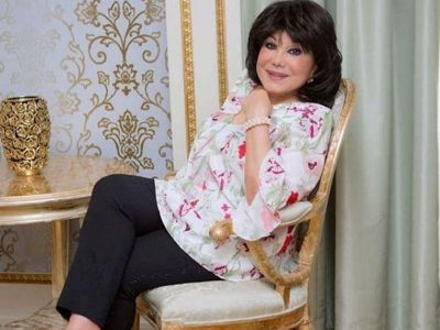 "İlk dəfə dekolteni mən geyinmişəm" - Flora Kərimova "İlk dəfə dekolteni mən geyinmişəm" - Flora Kərimova
