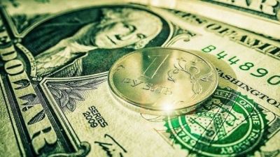 Rusiya rəsmən dollardan imtina edir Rusiya rəsmən dollardan imtina edir