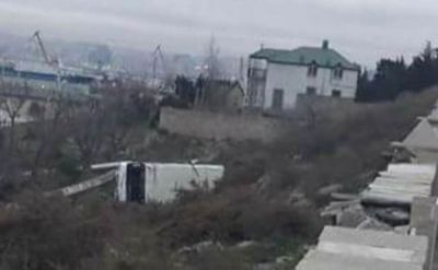 Qaraçuxurda Xosrov yatağa sala bilmədiyi arvadı Əfsanənin başına bu oyunu açdı Qaraçuxurda Xosrov yatağa sala bilmədiyi arvadı Əfsanənin başına bu oyunu açdı