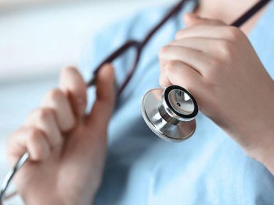 Tanınmış klinikanın həkimi pasiyent tərəfindən döyüldü Tanınmış klinikanın həkimi pasiyent tərəfindən döyüldü