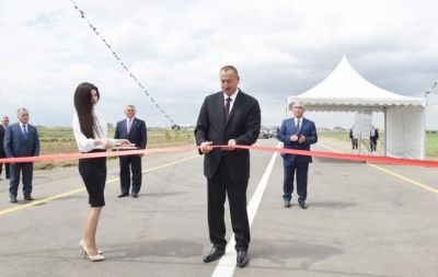 Prezident yol açılışında Prezident yol açılışında