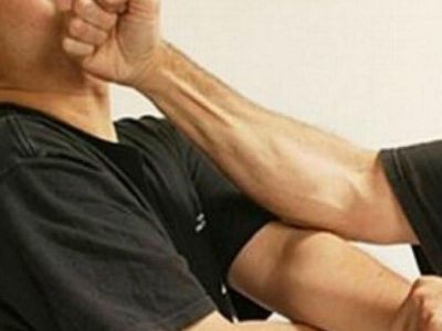 Cəlilabadda 65 yaşlı kişini qardaşı döydü Cəlilabadda 65 yaşlı kişini qardaşı döydü