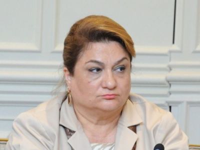 Hicran Hüseynova qadınlara qarşı cinayətlərin sayını açıqladı Hicran Hüseynova qadınlara qarşı cinayətlərin sayını açıqladı