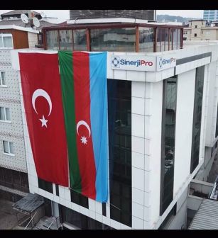 Türkiyədən bayraq gününə dəstək - FOTOLAR Türkiyədən bayraq gününə dəstək - FOTOLAR