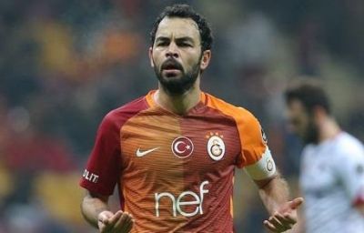 "Qalatasaray” kapitanla müqaviləni uzadır "Qalatasaray” kapitanla müqaviləni uzadır