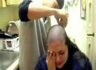 Azərbaycanda daha bir ər arvadının saçlarını kəsdi – “Rədd olub getsin” Azərbaycanda daha bir ər arvadının saçlarını kəsdi – “Rədd olub getsin”