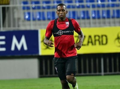 "Qəbələ"dən ayrılan futbolçuya 10 min avro cərimə "Qəbələ"dən ayrılan futbolçuya 10 min avro cərimə