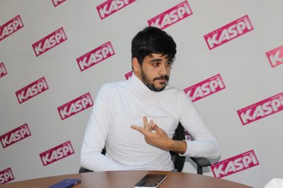 “Həkimlərin ümidinə qalsaydım, indi arabada gəzirdim” - Fərid Əliyev “Həkimlərin ümidinə qalsaydım, indi arabada gəzirdim” - Fərid Əliyev