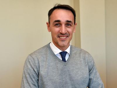 Millinin yeni məşqçisi hamını təəccübləndirmək istəyir Millinin yeni məşqçisi hamını təəccübləndirmək istəyir