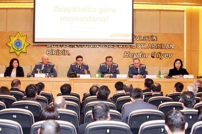 "Yaşıl dəhliz" buraxılış sistemindən istifadə ilə bağlı görüş keçirilib "Yaşıl dəhliz" buraxılış sistemindən istifadə ilə bağlı görüş keçirilib