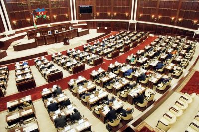 Milli Məclisin ən yaşlı depuatları - Dördü 80-i ötüb... Milli Məclisin ən yaşlı depuatları - Dördü 80-i ötüb...