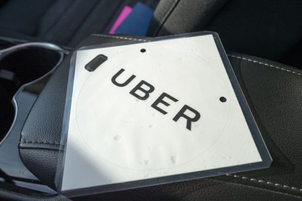 “Uber”-in səhmləri hərracın ilk günündə çökdü “Uber”-in səhmləri hərracın ilk günündə çökdü