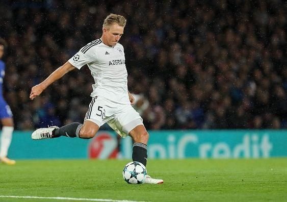 "Qarabağ"dan ayrılan futbolçu karyerasını bitirir "Qarabağ"dan ayrılan futbolçu karyerasını bitirir