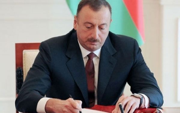 Prezident sərəncam imzalayıb Prezident sərəncam imzalayıb