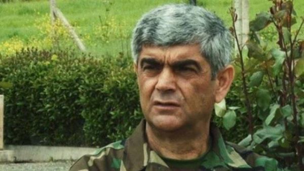 Paşinyandan SƏRT GEDİŞ: - Qarabağda "at oynadan" Balasanyan İŞDƏN QOVULDU Paşinyandan SƏRT GEDİŞ: - Qarabağda "at oynadan" Balasanyan İŞDƏN QOVULDU