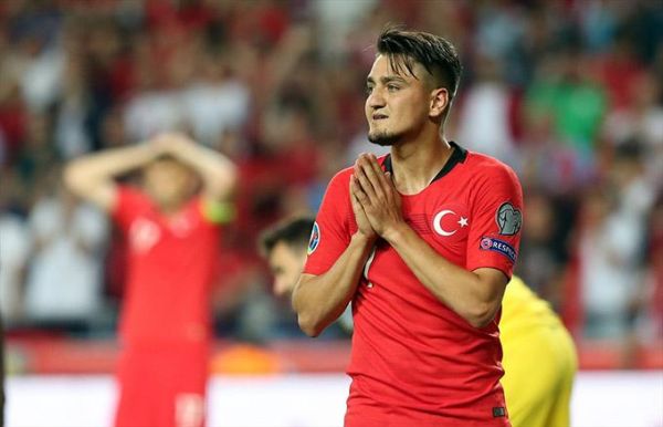 Cengiz Ünder İslandiyaya qarşı oynamaya bilər Cengiz Ünder İslandiyaya qarşı oynamaya bilər