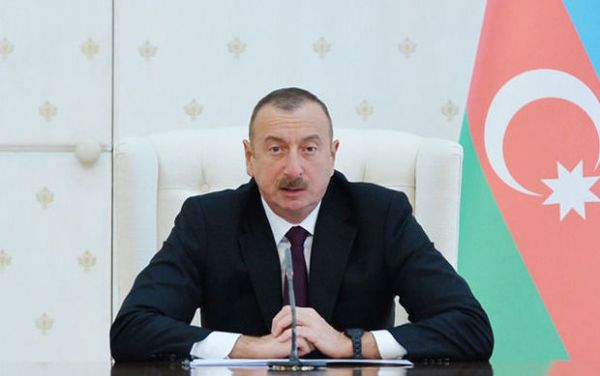 İlham Əliyev - Azərbaycanın gömrük xidmətində ciddi işlər aparılır İlham Əliyev - Azərbaycanın gömrük xidmətində ciddi işlər aparılır