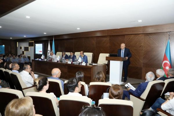 Əməyin mühafizəsiylə bağlı seminar-müşavirə keçirilib Əməyin mühafizəsiylə bağlı seminar-müşavirə keçirilib