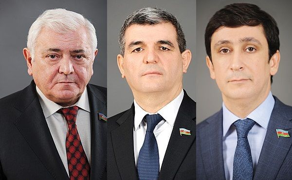 Rövnəq Abdullayev istefa versin? - Deputatlar milli komandanın bərbad oyunundan DANIŞDILAR Rövnəq Abdullayev istefa versin? - Deputatlar milli komandanın bərbad oyunundan DANIŞDILAR