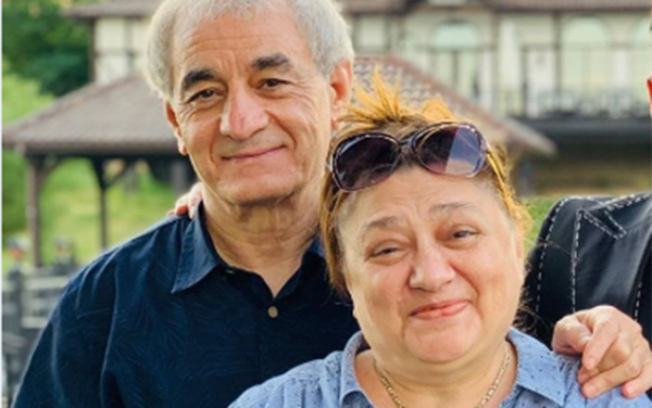 Fəxrəddin Manafov həyat yoldaşı ilə Fəxrəddin Manafov həyat yoldaşı ilə