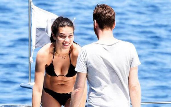 Adriana yenə türk sevgili tapdı, Metin ayrılıqdan yazdı Adriana yenə türk sevgili tapdı, Metin ayrılıqdan yazdı