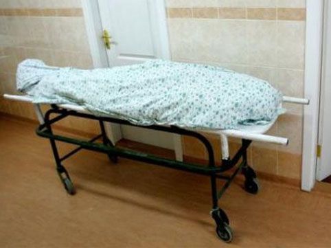 Bakıda mənzildə 83 yaşlı kişinin meyiti tapılıb Bakıda mənzildə 83 yaşlı kişinin meyiti tapılıb