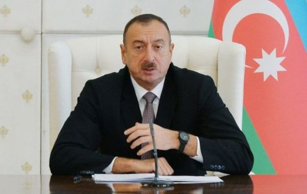 İlham Əliyev müşavirə keçirdi İlham Əliyev müşavirə keçirdi