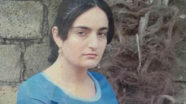 Azərbaycanda 24 yaşlı qız 1 aya yaxındır yoxa çıxıb Azərbaycanda 24 yaşlı qız 1 aya yaxındır yoxa çıxıb