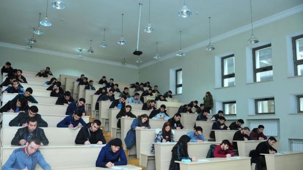 Vəkillər Kollegiyasına üzv olmaq istəyənlər üçün imtahan VAXTI açıqlandı Vəkillər Kollegiyasına üzv olmaq istəyənlər üçün imtahan VAXTI açıqlandı