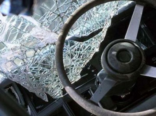 Xaçmazda iki maşın toqquşdu: bir ailə xəstəxanalıq oldu Xaçmazda iki maşın toqquşdu: bir ailə xəstəxanalıq oldu