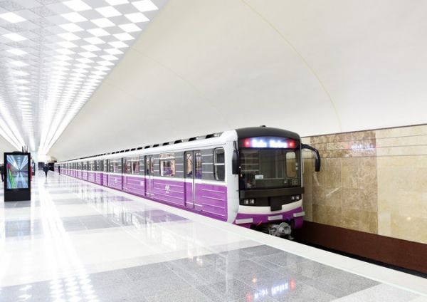 Stansiyalara adlar onların yerləşdiyi ərazinin adına uyğun qoyulur - “Bakı Metropoliteni” Stansiyalara adlar onların yerləşdiyi ərazinin adına uyğun qoyulur - “Bakı Metropoliteni”