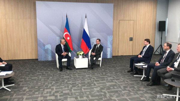 Əli Əsədov Dmitri Medvedevlə görüşüb Əli Əsədov Dmitri Medvedevlə görüşüb
