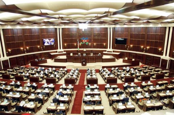 Azərbaycanda Milli Məclis buraxıldı Azərbaycanda Milli Məclis buraxıldı