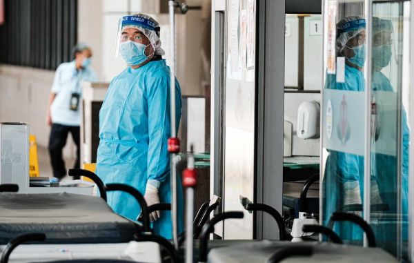 Число зараженных коронавирусом иностранцев в Китае возросло