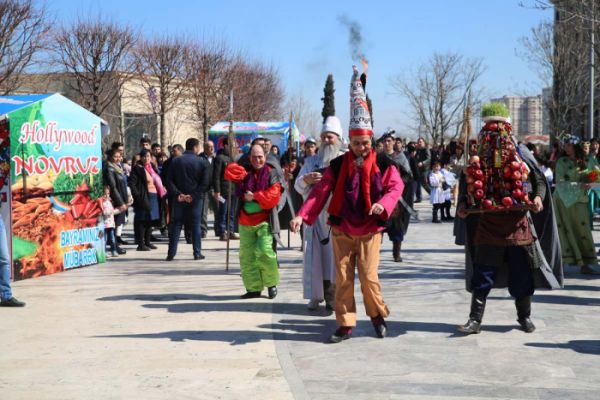 Azərbaycanda ənənəvi Novruz şənlikləri ləğv edilib Azərbaycanda ənənəvi Novruz şənlikləri ləğv edilib