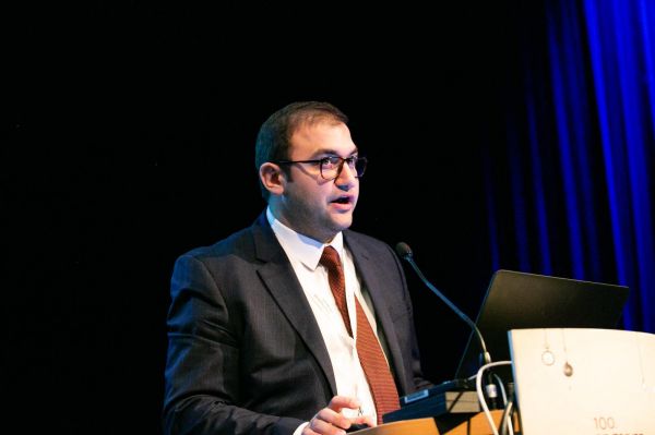 Koronavirusu yüngül keçirməyimizin daha bir səbəbi bu imiş... - Azərbaycanlı həkim elmi yeniliyi AÇIQLADI Koronavirusu yüngül keçirməyimizin daha bir səbəbi bu imiş... - Azərbaycanlı həkim elmi yeniliyi AÇIQLADI