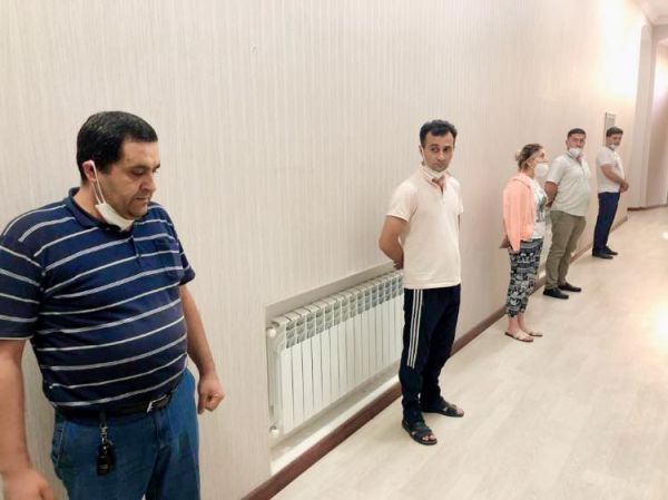 Ad günü keçirənlər saxlanıldı Ad günü keçirənlər saxlanıldı