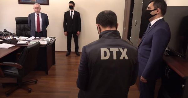 DTX Xarici İşlər Nazirliyindəki əməliyyatla bağlı məlumat yaydı - VİDEO DTX Xarici İşlər Nazirliyindəki əməliyyatla bağlı məlumat yaydı - VİDEO