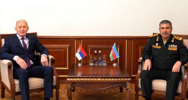 Закир Гасанов и Драган Владисавлжевич обсудили военное сотрудничество между Азербайджаном и Сербией